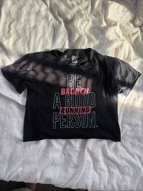 BE A GOOD BRUNCH RUNNING PERSON. Black Graphic Crop Top